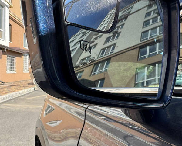Синий Линкольн МКС, объемом двигателя 2 л и пробегом 90 тыс. км за 13600 $, фото 12 на Automoto.ua