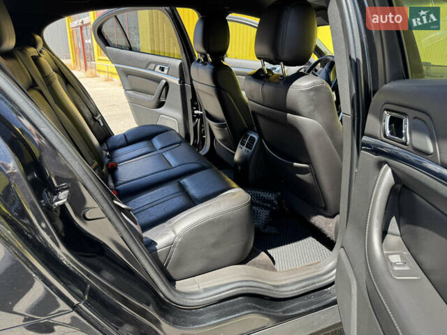 Черный Линкольн МКС, объемом двигателя 3.73 л и пробегом 192 тыс. км за 16500 $, фото 10 на Automoto.ua