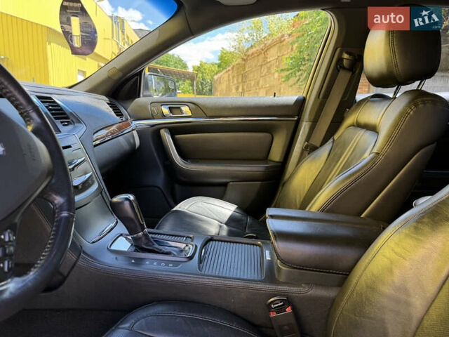 Черный Линкольн МКС, объемом двигателя 3.73 л и пробегом 192 тыс. км за 16500 $, фото 15 на Automoto.ua