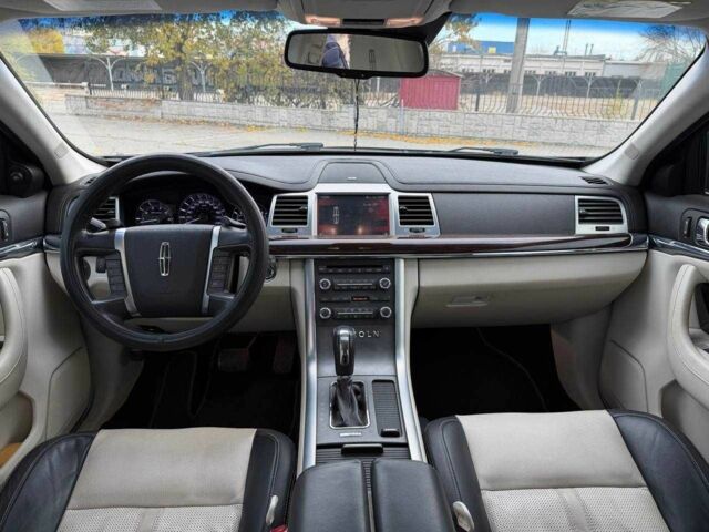 Серый Линкольн МКС, объемом двигателя 3.7 л и пробегом 107 тыс. км за 20000 $, фото 10 на Automoto.ua
