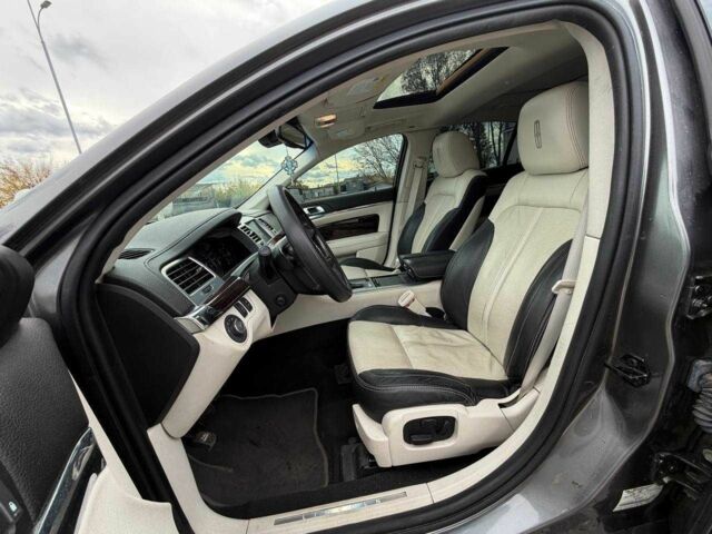 Серый Линкольн МКС, объемом двигателя 3.7 л и пробегом 107 тыс. км за 20000 $, фото 12 на Automoto.ua