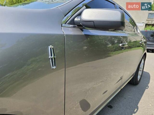 Серый Линкольн МКС, объемом двигателя 3.7 л и пробегом 122 тыс. км за 16700 $, фото 27 на Automoto.ua