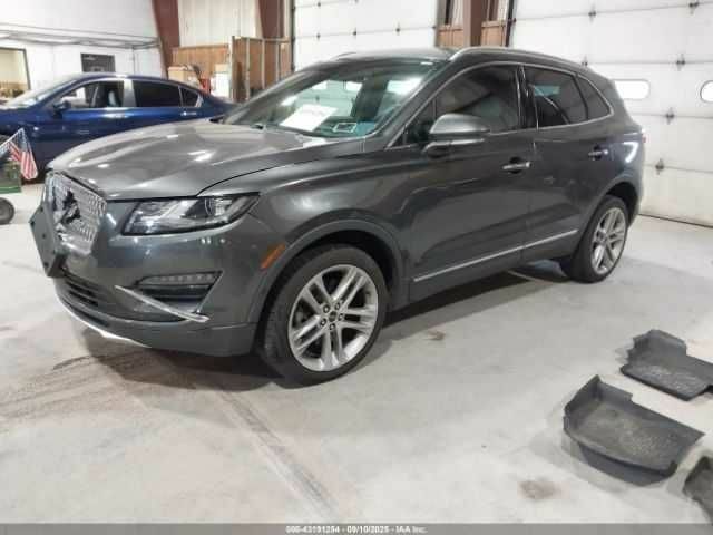 Серый Линкольн МКС, объемом двигателя 0 л и пробегом 123 тыс. км за 3500 $, фото 1 на Automoto.ua