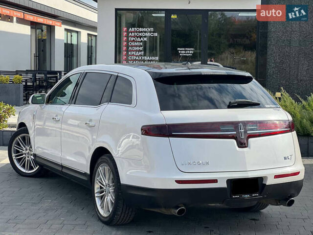 Белый Линкольн МКТ, объемом двигателя 3.5 л и пробегом 85 тыс. км за 15500 $, фото 3 на Automoto.ua