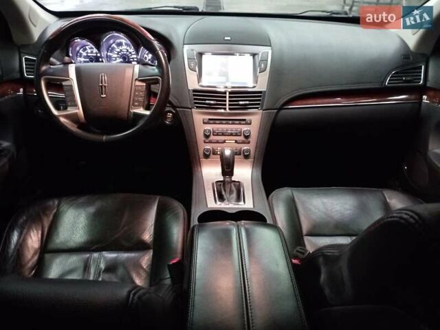 Черный Линкольн МКТ, объемом двигателя 3.5 л и пробегом 289 тыс. км за 9400 $, фото 10 на Automoto.ua