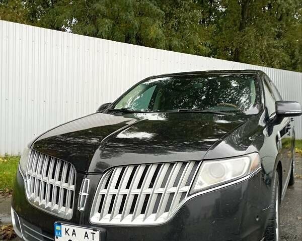 Черный Линкольн МКТ, объемом двигателя 3.5 л и пробегом 289 тыс. км за 9400 $, фото 11 на Automoto.ua