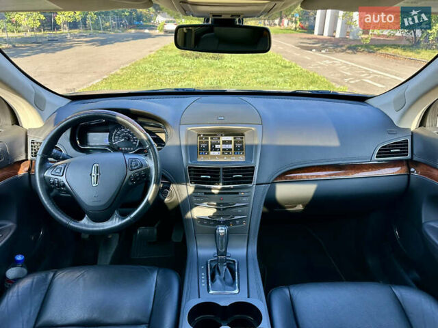 Чорний Лінкольн MKT, об'ємом двигуна 3.5 л та пробігом 40 тис. км за 17990 $, фото 50 на Automoto.ua