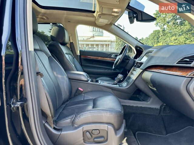 Чорний Лінкольн MKT, об'ємом двигуна 3.5 л та пробігом 40 тис. км за 17990 $, фото 43 на Automoto.ua