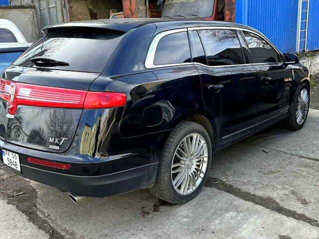 Черный Линкольн МКТ, объемом двигателя 3.7 л и пробегом 109 тыс. км за 18000 $, фото 1 на Automoto.ua
