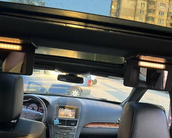 Чорний Лінкольн MKT, об'ємом двигуна 3.7 л та пробігом 220 тис. км за 17500 $, фото 9 на Automoto.ua