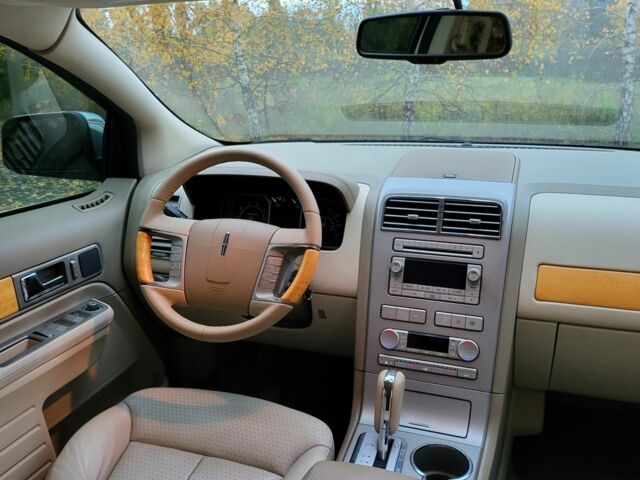 Белый Линкольн МКХ, объемом двигателя 3.5 л и пробегом 340 тыс. км за 8500 $, фото 7 на Automoto.ua