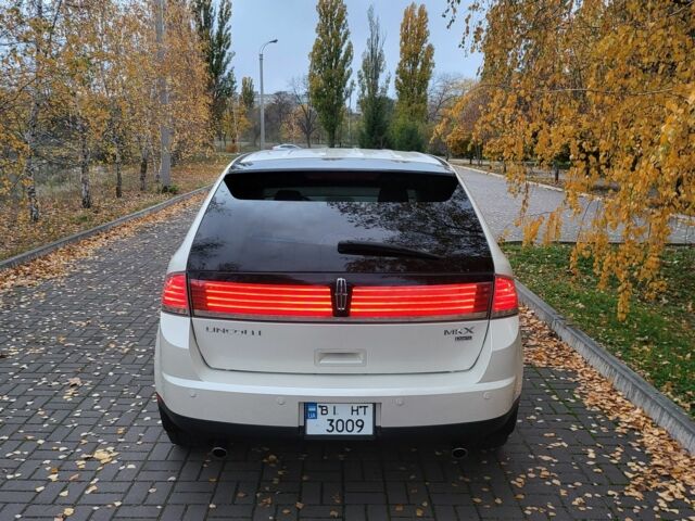 Белый Линкольн МКХ, объемом двигателя 3.5 л и пробегом 340 тыс. км за 8500 $, фото 1 на Automoto.ua