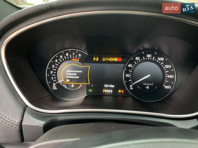 Белый Линкольн МКХ, объемом двигателя 3.73 л и пробегом 183 тыс. км за 19999 $, фото 13 на Automoto.ua