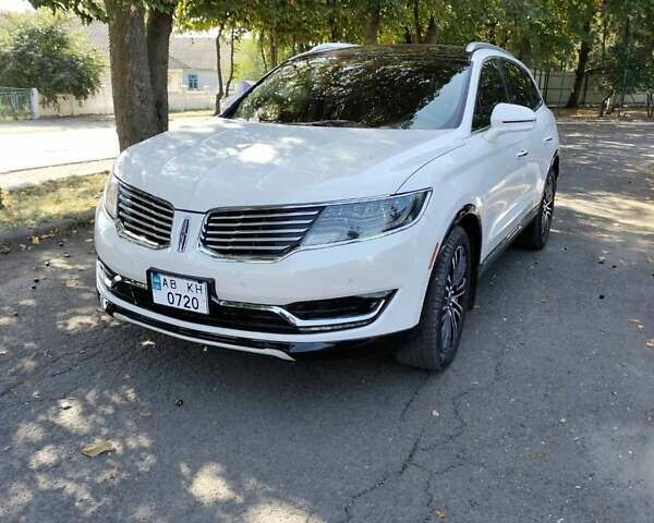 Белый Линкольн МКХ, объемом двигателя 3.7 л и пробегом 143 тыс. км за 18500 $, фото 7 на Automoto.ua