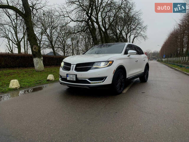 Белый Линкольн МКХ, объемом двигателя 3.73 л и пробегом 183 тыс. км за 19999 $, фото 1 на Automoto.ua