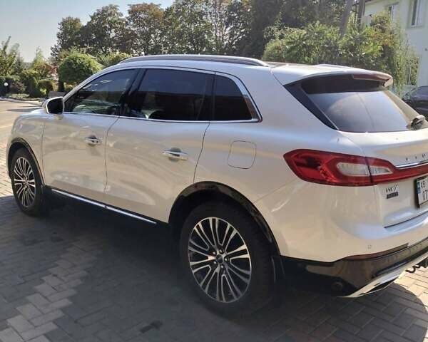 Белый Линкольн МКХ, объемом двигателя 3.7 л и пробегом 143 тыс. км за 18500 $, фото 6 на Automoto.ua