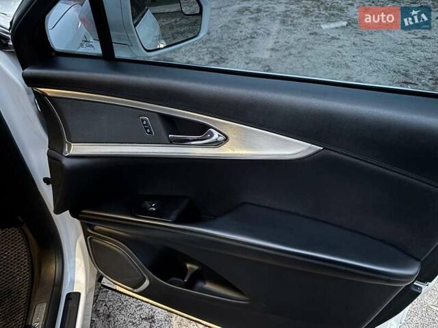 Белый Линкольн МКХ, объемом двигателя 2.69 л и пробегом 253 тыс. км за 17200 $, фото 14 на Automoto.ua