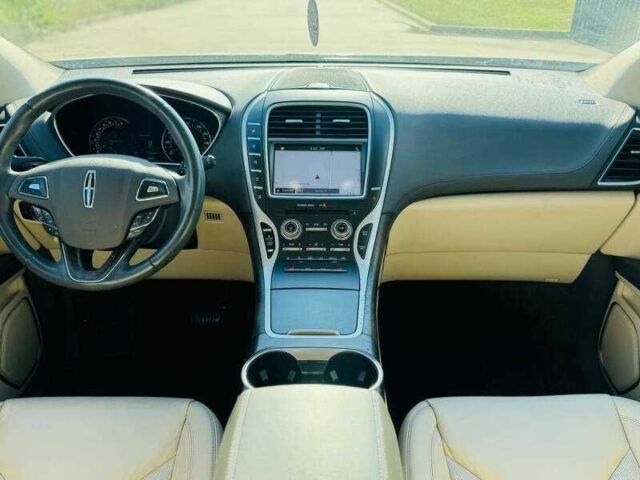 Білий Лінкольн MKX, об'ємом двигуна 3.7 л та пробігом 59 тис. км за 2800 $, фото 6 на Automoto.ua