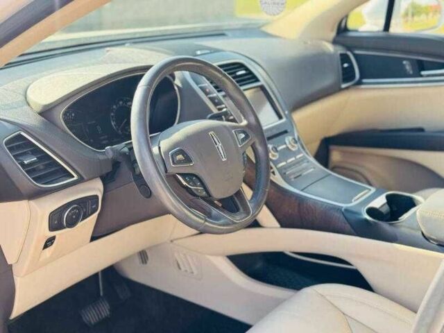 Білий Лінкольн MKX, об'ємом двигуна 3.7 л та пробігом 59 тис. км за 2800 $, фото 5 на Automoto.ua