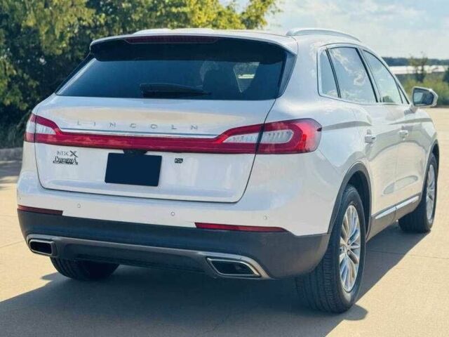 Білий Лінкольн MKX, об'ємом двигуна 3.7 л та пробігом 59 тис. км за 2800 $, фото 2 на Automoto.ua