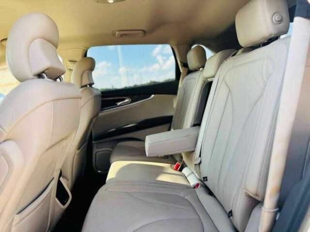 Білий Лінкольн MKX, об'ємом двигуна 3.7 л та пробігом 59 тис. км за 2800 $, фото 8 на Automoto.ua