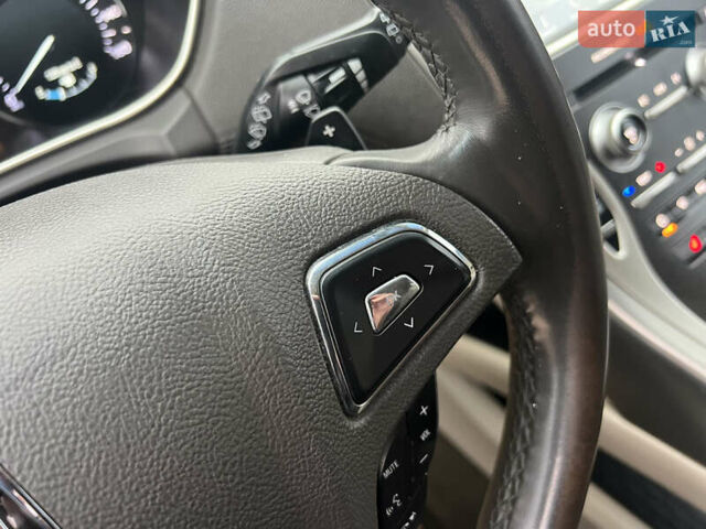 Белый Линкольн МКХ, объемом двигателя 3.73 л и пробегом 170 тыс. км за 14999 $, фото 15 на Automoto.ua