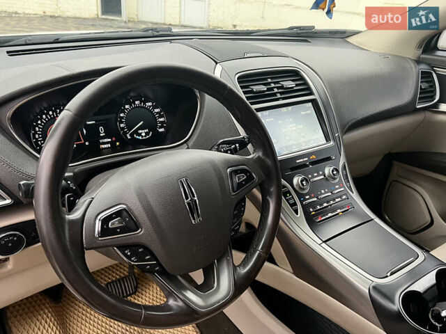 Белый Линкольн МКХ, объемом двигателя 3.73 л и пробегом 170 тыс. км за 14999 $, фото 7 на Automoto.ua