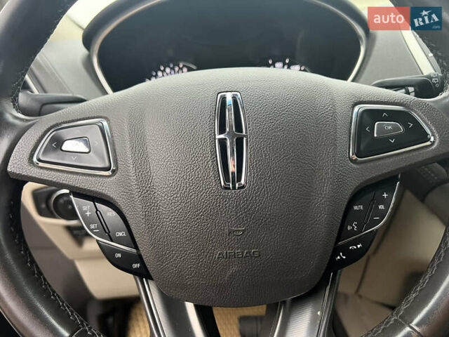 Белый Линкольн МКХ, объемом двигателя 3.73 л и пробегом 170 тыс. км за 14999 $, фото 12 на Automoto.ua