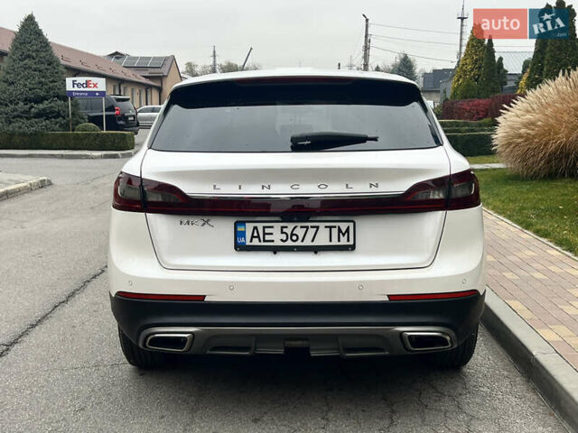 Белый Линкольн МКХ, объемом двигателя 3.73 л и пробегом 170 тыс. км за 14999 $, фото 4 на Automoto.ua