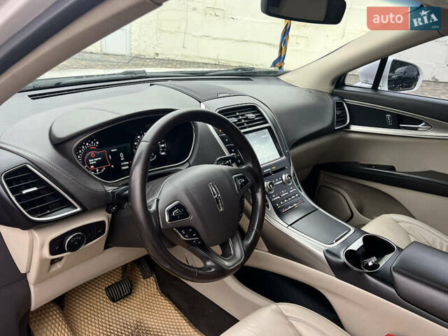 Белый Линкольн МКХ, объемом двигателя 3.73 л и пробегом 170 тыс. км за 14999 $, фото 5 на Automoto.ua