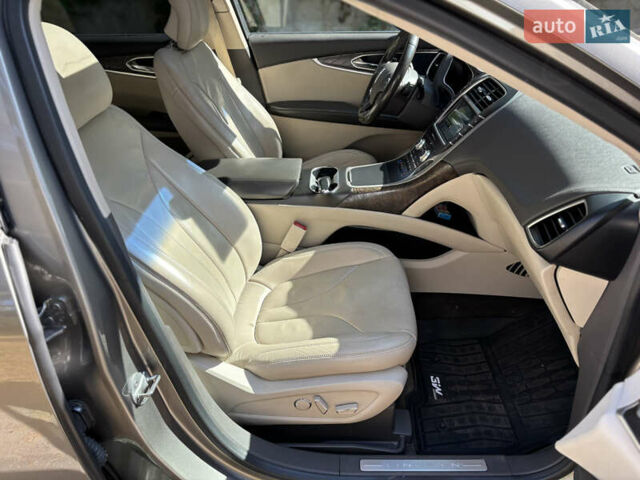 Бежевий Лінкольн MKX, об'ємом двигуна 2.7 л та пробігом 167 тис. км за 18900 $, фото 24 на Automoto.ua