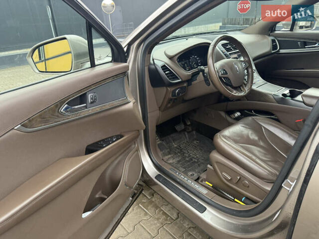 Бежевий Лінкольн MKX, об'ємом двигуна 3.73 л та пробігом 113 тис. км за 20500 $, фото 5 на Automoto.ua