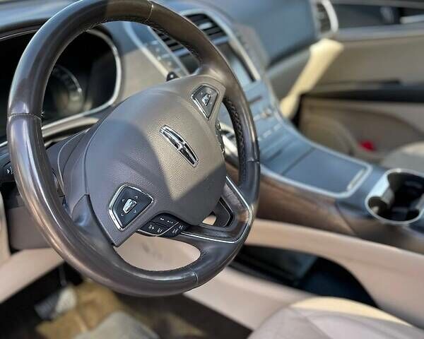 Черный Линкольн МКХ, объемом двигателя 3.7 л и пробегом 149 тыс. км за 19700 $, фото 17 на Automoto.ua