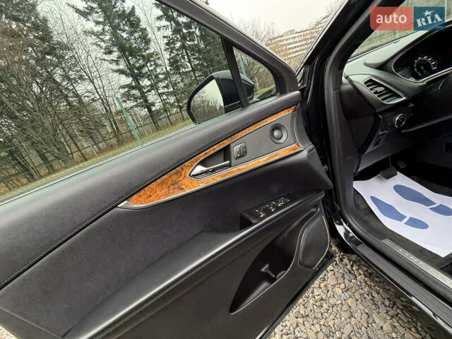 Черный Линкольн МКХ, объемом двигателя 3.7 л и пробегом 185 тыс. км за 16999 $, фото 25 на Automoto.ua