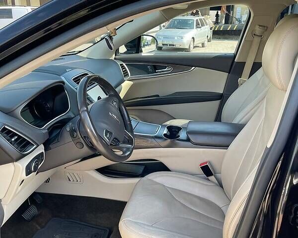 Черный Линкольн МКХ, объемом двигателя 3.7 л и пробегом 149 тыс. км за 19700 $, фото 16 на Automoto.ua