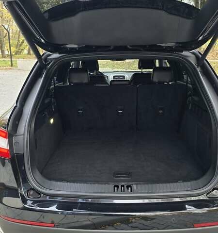 Чорний Лінкольн MKX, об'ємом двигуна 3.73 л та пробігом 112 тис. км за 18000 $, фото 4 на Automoto.ua