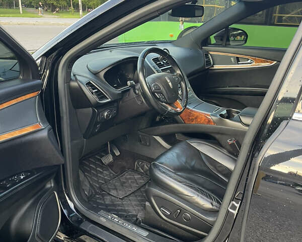 Черный Линкольн МКХ, объемом двигателя 3.73 л и пробегом 144 тыс. км за 19900 $, фото 13 на Automoto.ua