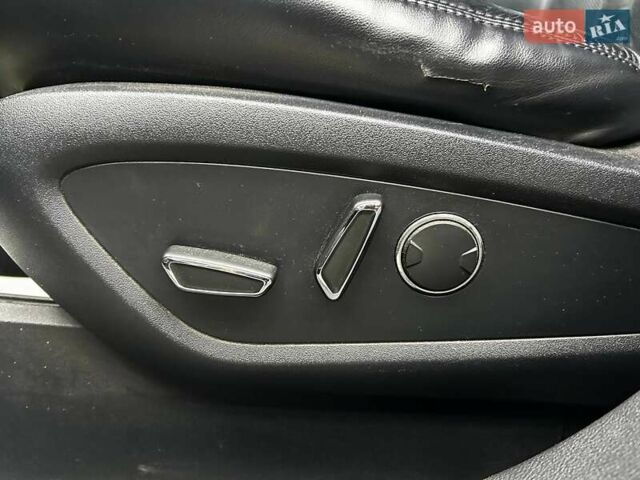 Черный Линкольн МКХ, объемом двигателя 3.73 л и пробегом 108 тыс. км за 22000 $, фото 13 на Automoto.ua