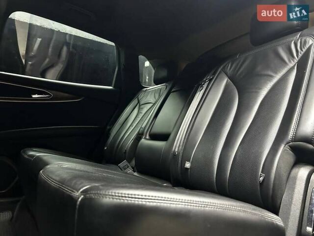 Черный Линкольн МКХ, объемом двигателя 3.73 л и пробегом 108 тыс. км за 22000 $, фото 18 на Automoto.ua