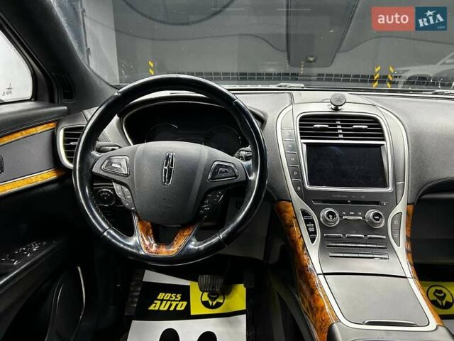 Черный Линкольн МКХ, объемом двигателя 3.73 л и пробегом 108 тыс. км за 22000 $, фото 7 на Automoto.ua