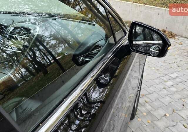 Чорний Лінкольн MKX, об'ємом двигуна 3.73 л та пробігом 112 тис. км за 18000 $, фото 6 на Automoto.ua