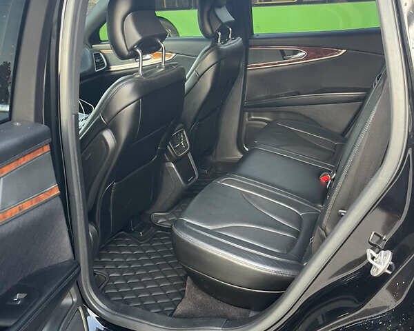 Черный Линкольн МКХ, объемом двигателя 3.73 л и пробегом 144 тыс. км за 19900 $, фото 16 на Automoto.ua