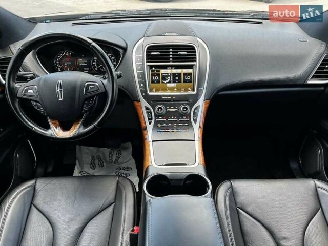 Черный Линкольн МКХ, объемом двигателя 0 л и пробегом 100 тыс. км за 16400 $, фото 10 на Automoto.ua
