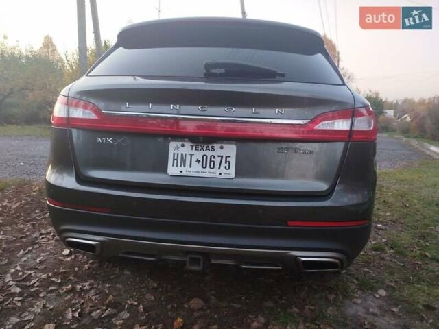Чорний Лінкольн MKX, об'ємом двигуна 0 л та пробігом 162 тис. км за 17500 $, фото 7 на Automoto.ua