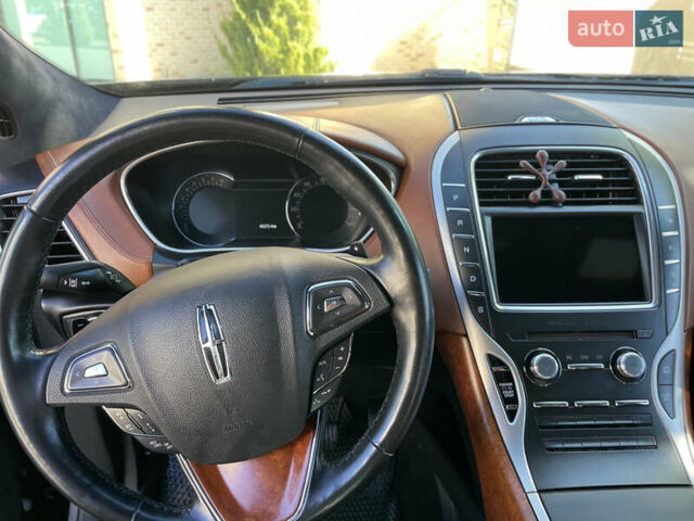 Черный Линкольн МКХ, объемом двигателя 2.69 л и пробегом 55 тыс. км за 20500 $, фото 15 на Automoto.ua