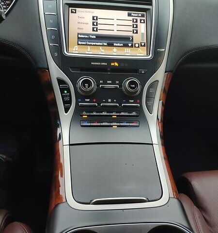 Чорний Лінкольн MKX, об'ємом двигуна 2.7 л та пробігом 55 тис. км за 22500 $, фото 44 на Automoto.ua