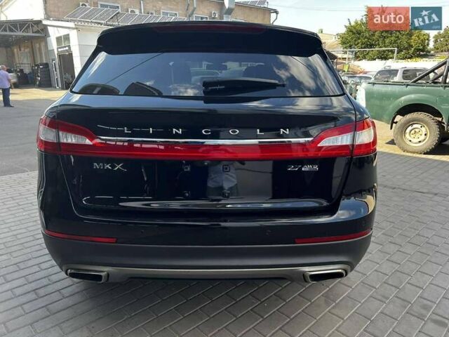 Черный Линкольн МКХ, объемом двигателя 0 л и пробегом 100 тыс. км за 16400 $, фото 7 на Automoto.ua