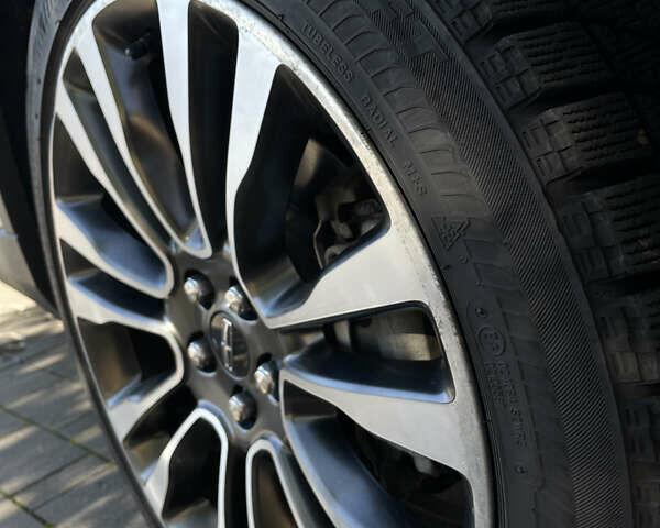 Черный Линкольн МКХ, объемом двигателя 2.69 л и пробегом 55 тыс. км за 20500 $, фото 11 на Automoto.ua