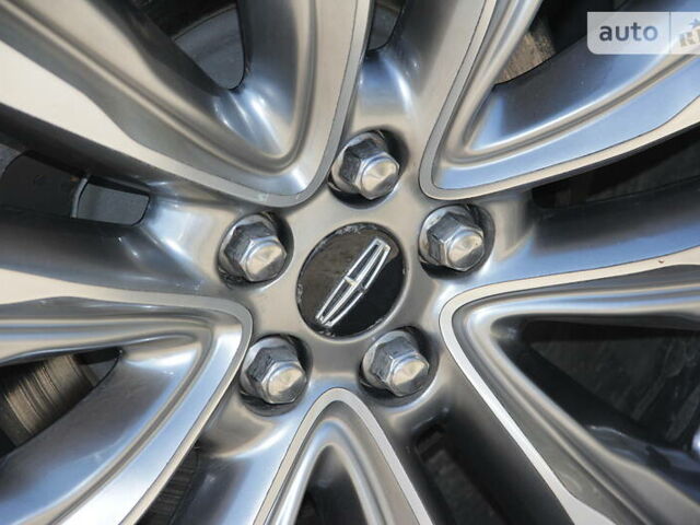 Чорний Лінкольн MKX, об'ємом двигуна 2.7 л та пробігом 55 тис. км за 22500 $, фото 11 на Automoto.ua