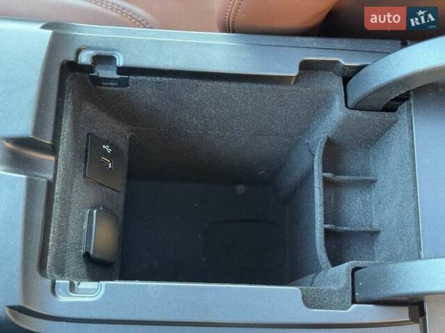 Черный Линкольн МКХ, объемом двигателя 3.73 л и пробегом 63 тыс. км за 3000 $, фото 17 на Automoto.ua